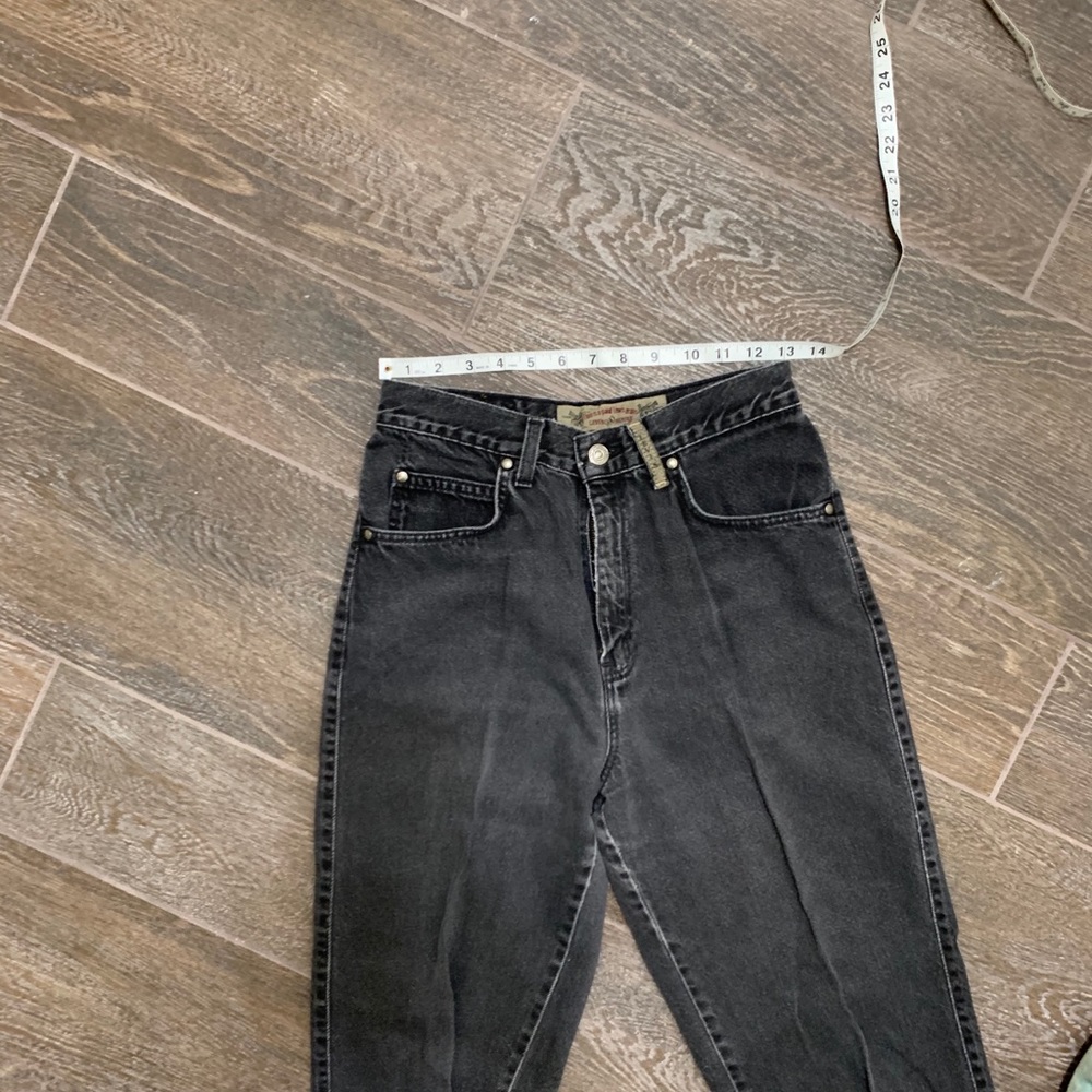 Levis 900 Series Black straight legged jeans - Picture 2 of 6